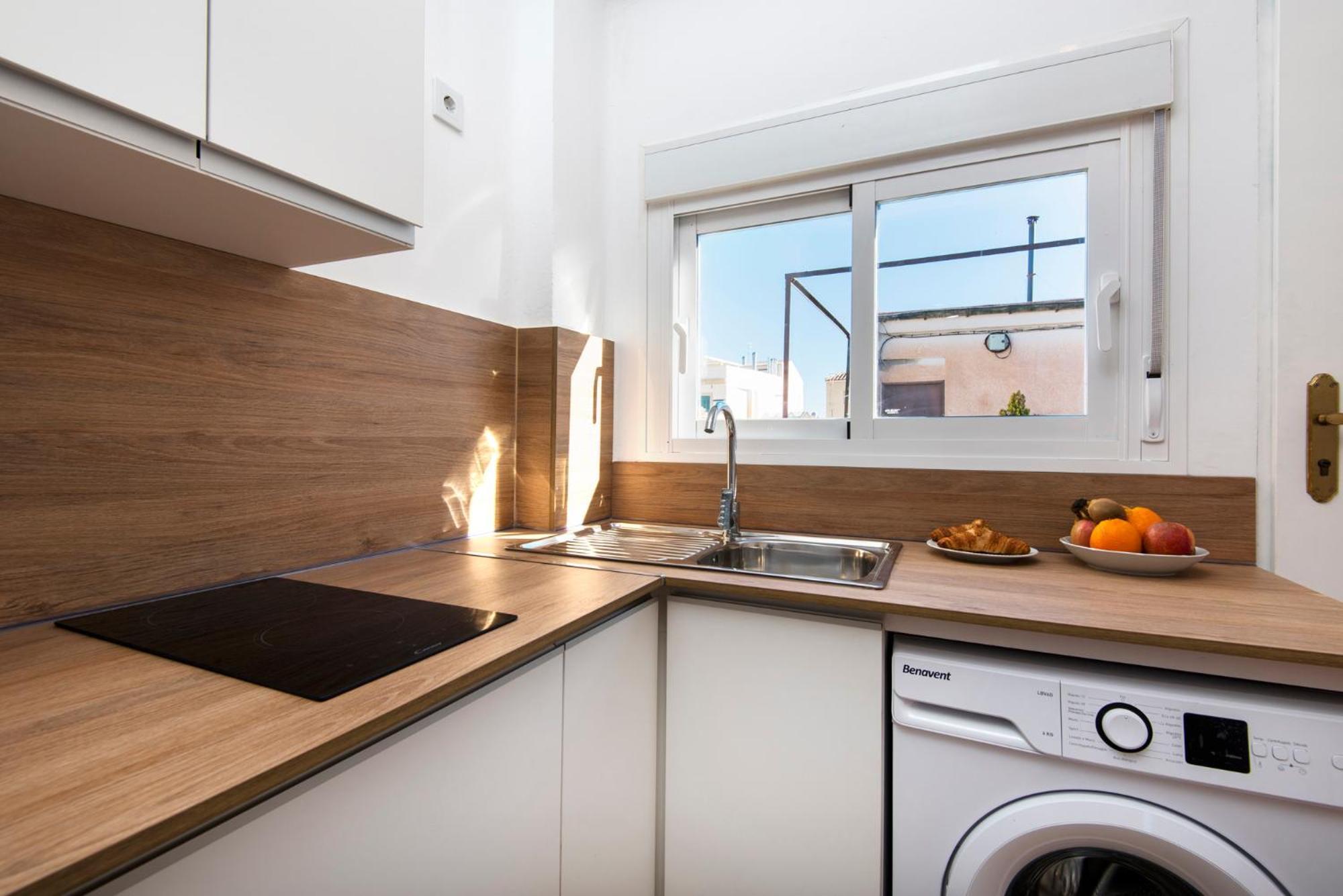 New For Couples Center Tour Apartment